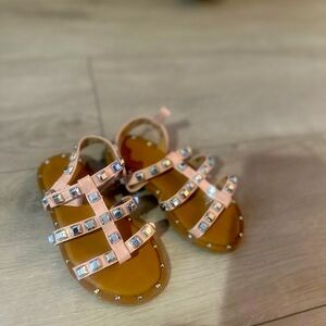 Tahari Girl’s Sandals Size 7